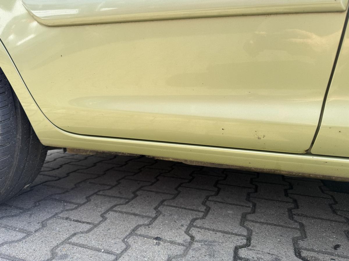 Opel Corsa D original T&uuml;r hinten rechts Z30E Green Tea Metallic Rohbau Bj.2006